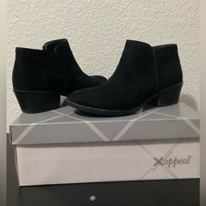 XAppeal Black Suede women's Booties size 6 1/2